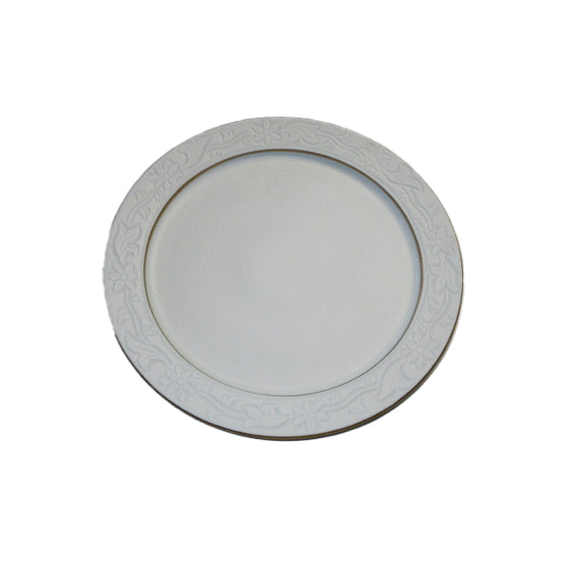 8-inch round plate with gold-colored arabesque carving / 練金彩唐草彫8寸丸皿