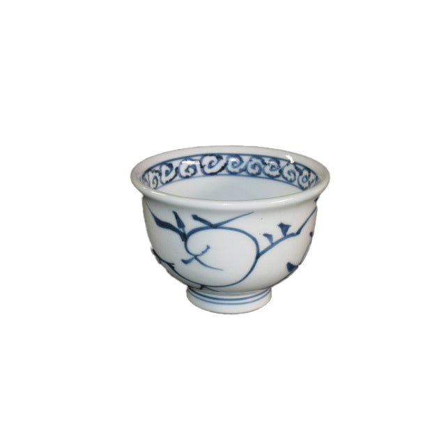 Sometsuke Grape Design Reversed Small Bowl / 染付ぶどう絵反小鉢